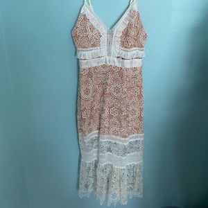 White lace dress with nice lining